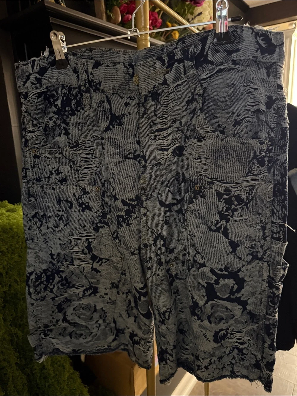 Men's Blue Floral Print Denim Shorts